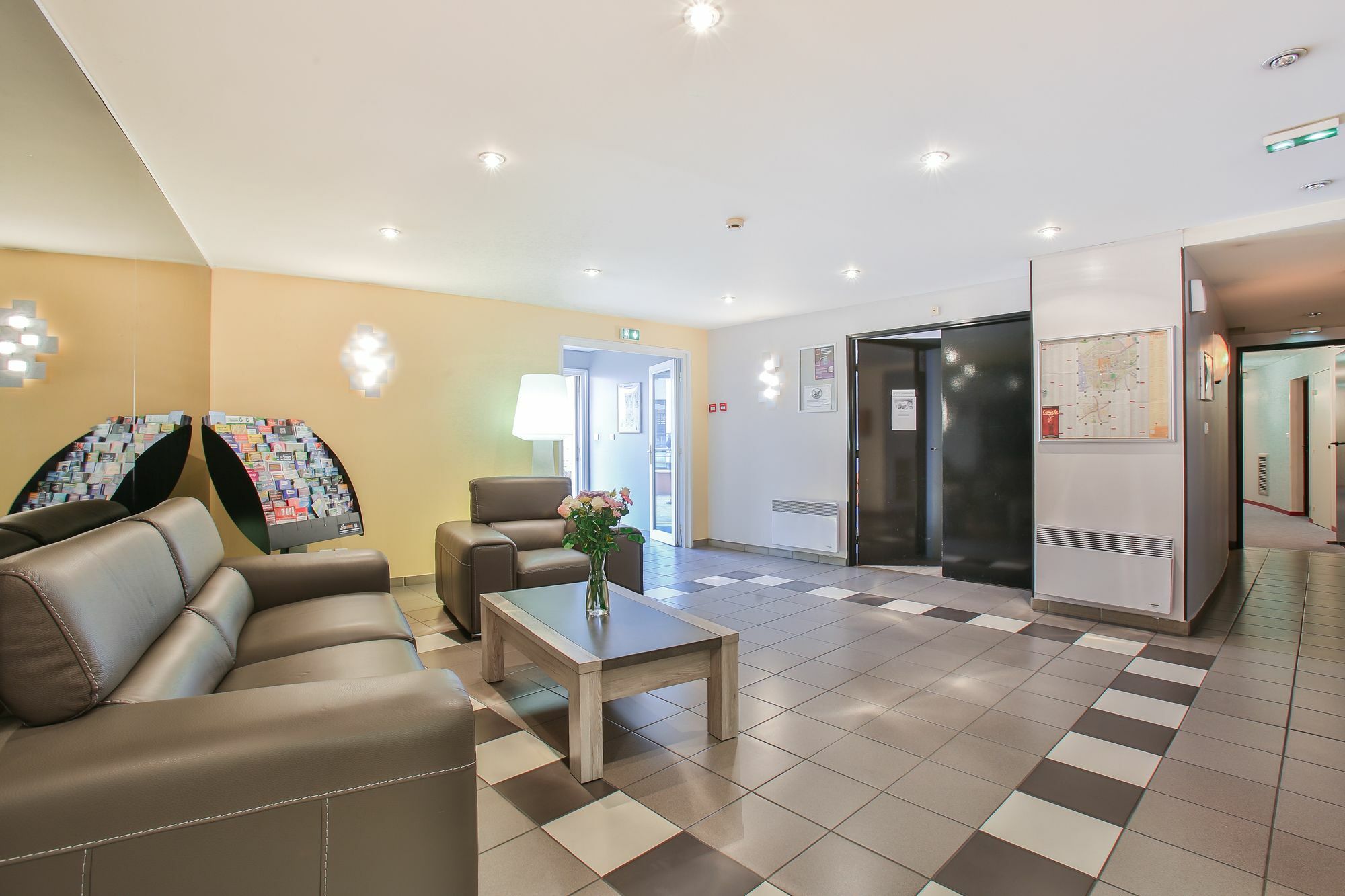 Appart'Hotel Laureades Clermont-Ferrand Centre Jaude المظهر الخارجي الصورة