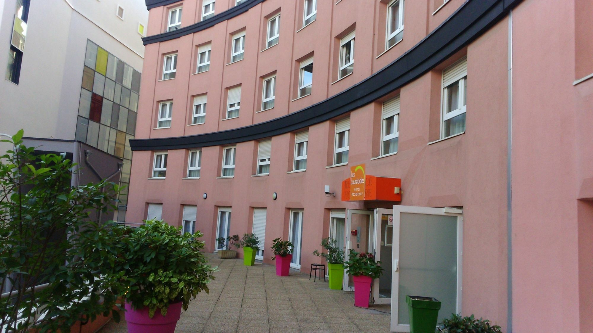 Appart'Hotel Laureades Clermont-Ferrand Centre Jaude المظهر الخارجي الصورة